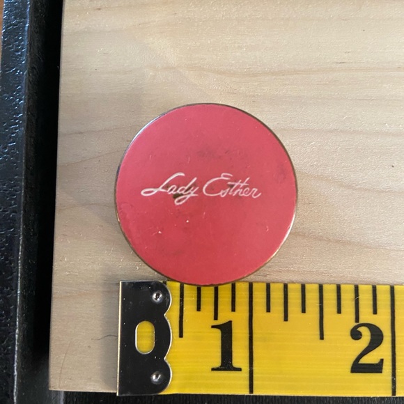 Vintage Lady Esther Rouge Case. - Picture 2 of 5
